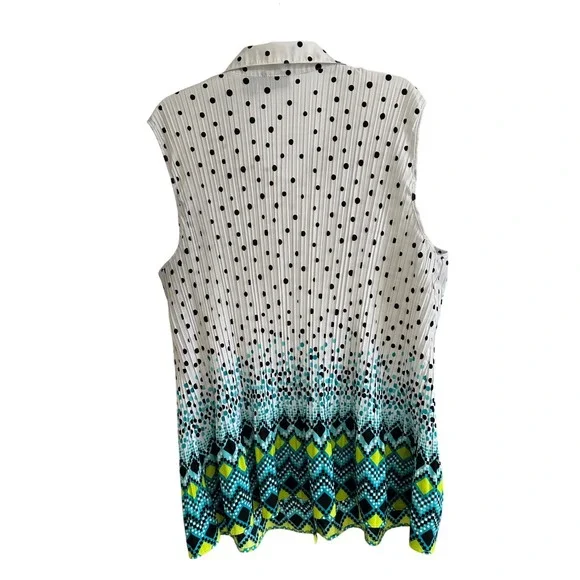 Maggie Barnes Plus Sz 4X Sleeveless Pleated Polka Dot Geometric Print Shirt Top - Picture 2 of 5